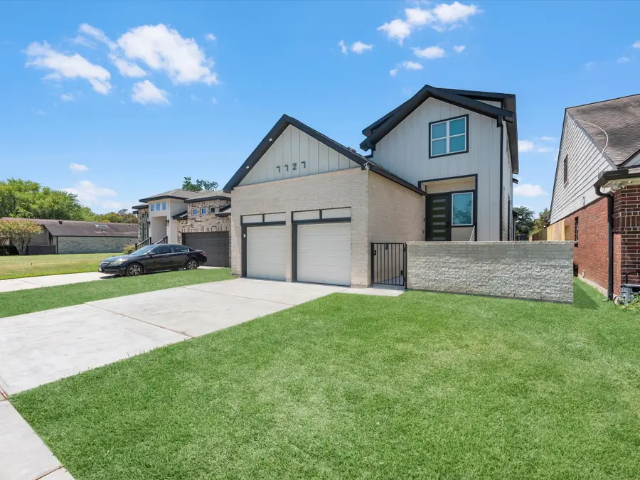 7727 Green Lawn Drive, Houston, TX 77088 - #3