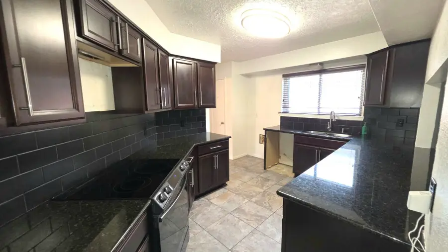 9811 Rocky Hollow Road, La Porte, TX 77571 - #3