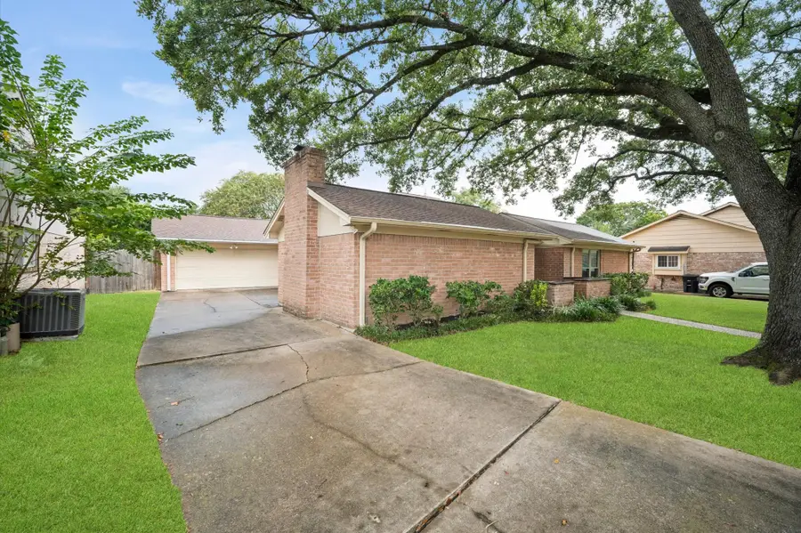 6114 Rollingbrook Drive, Houston, TX 77096 - #2