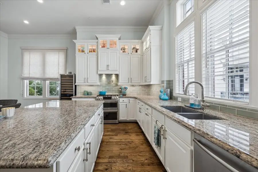 246 E 28th Street, Houston, TX 77008 - #3