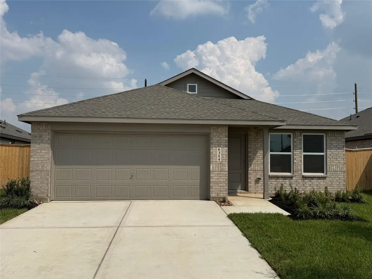 9315 Dazzling Tentacle Drive, Baytown, TX 77521 - #1