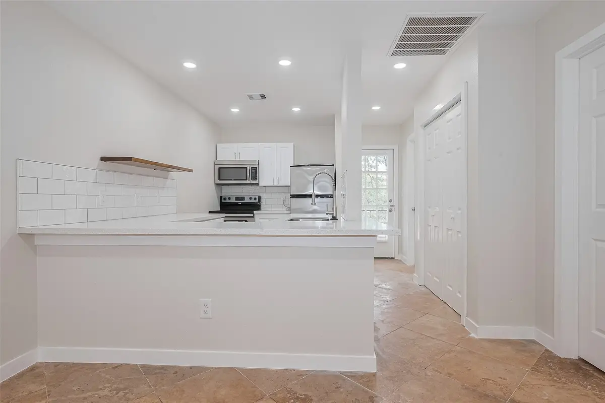 3300 Yorktown Street #17, Houston, TX 77056 - #1