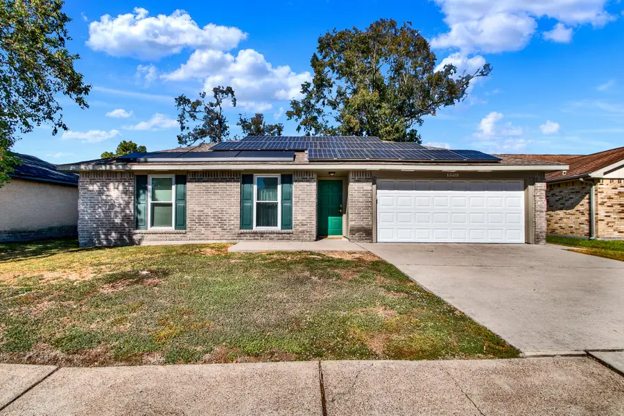 13211 S Thorntree Drive, Houston, TX 77015 - Image #2