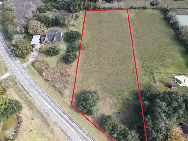 6315 Main Street, Hitchcock, TX 77563