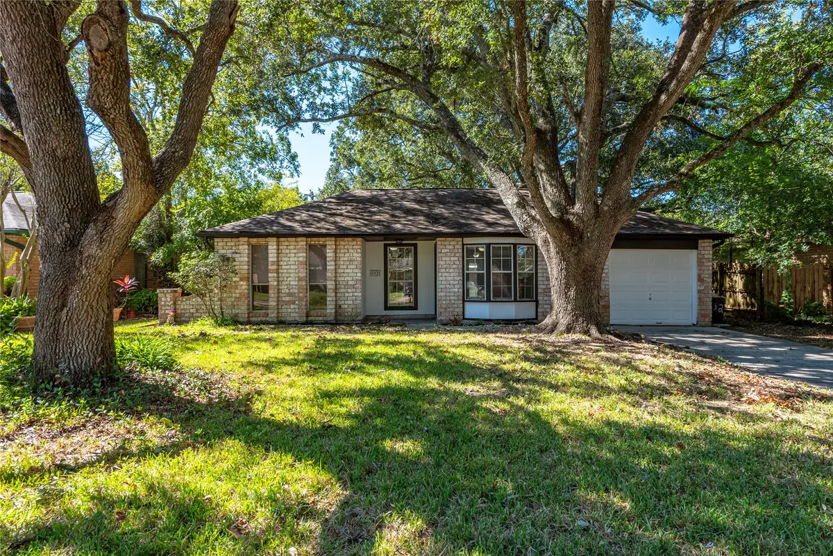 502 Bellmar Lane, Friendswood, TX 77546 - Image #1
