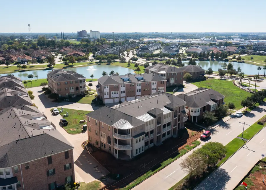 106 Stadium Drive, Sugar Land, TX 77498 - Image #2