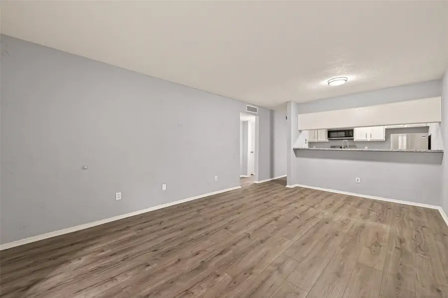 7313 Gulf Freeway #904, Houston, TX 77017 - #2