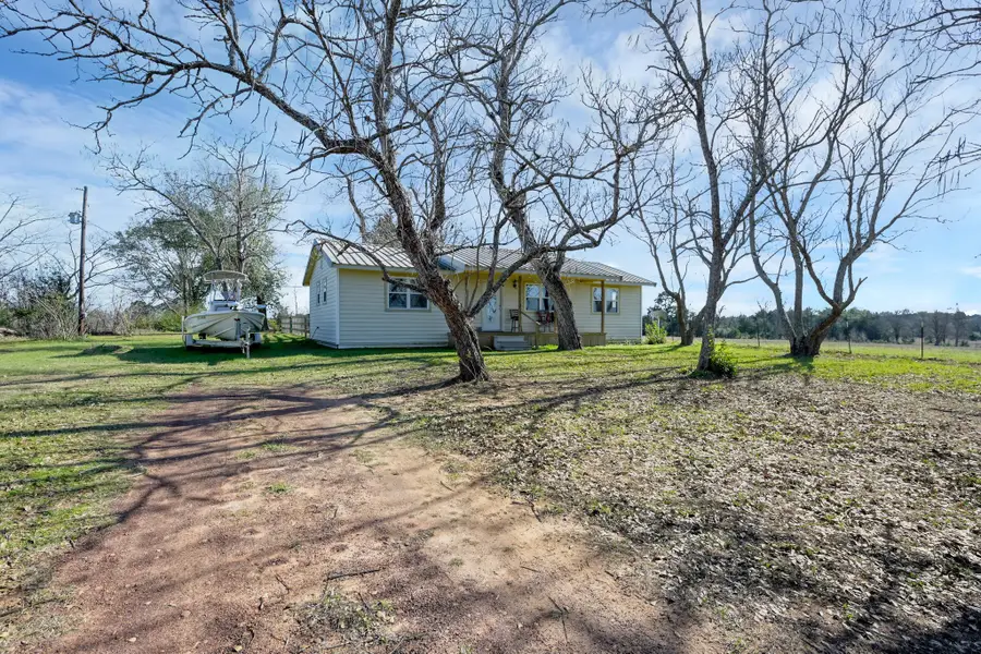 1232 County Road 1805, Crockett, TX 75835 - Image #2
