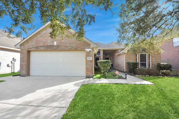 15511 Seminole Canyon Drive, Sugar Land, TX 77498