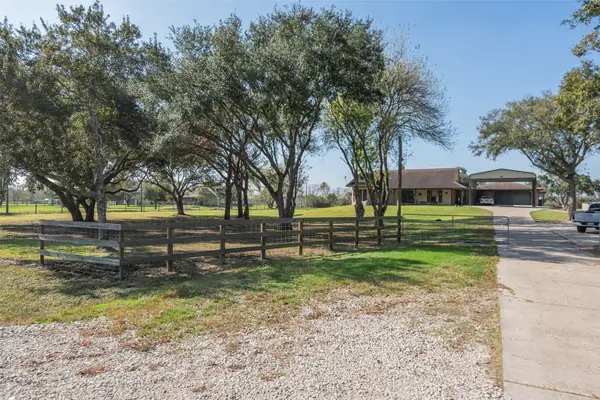 1014 Ginger Street, Santa Fe, TX 77517