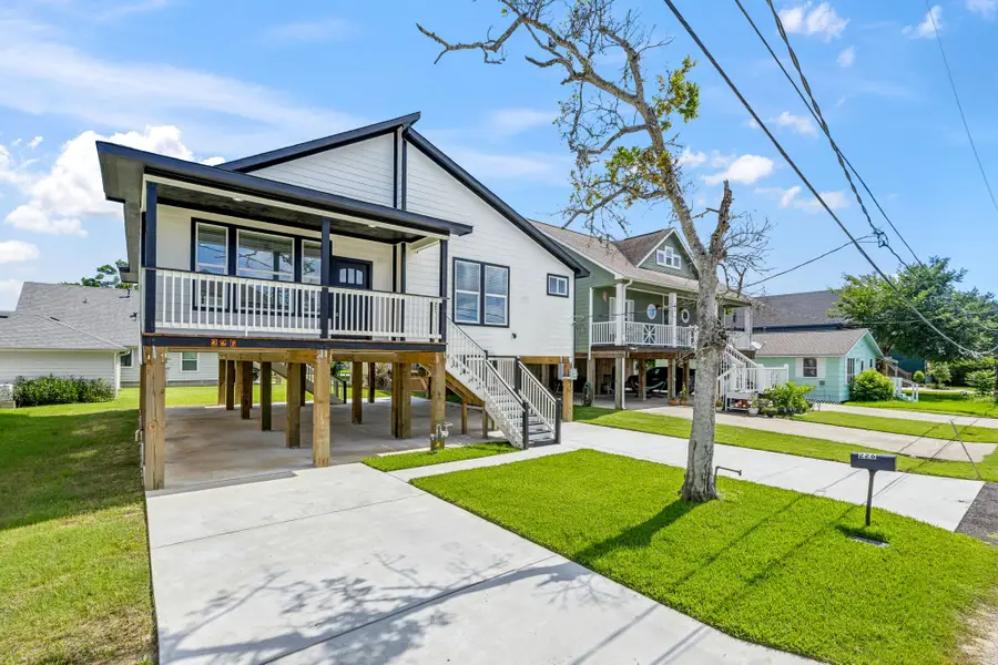 226 S Y Street, La Porte, TX 77571 - #3