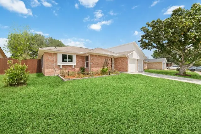 13102 Apple Glen Lane, Houston, TX 77072 - Image #2