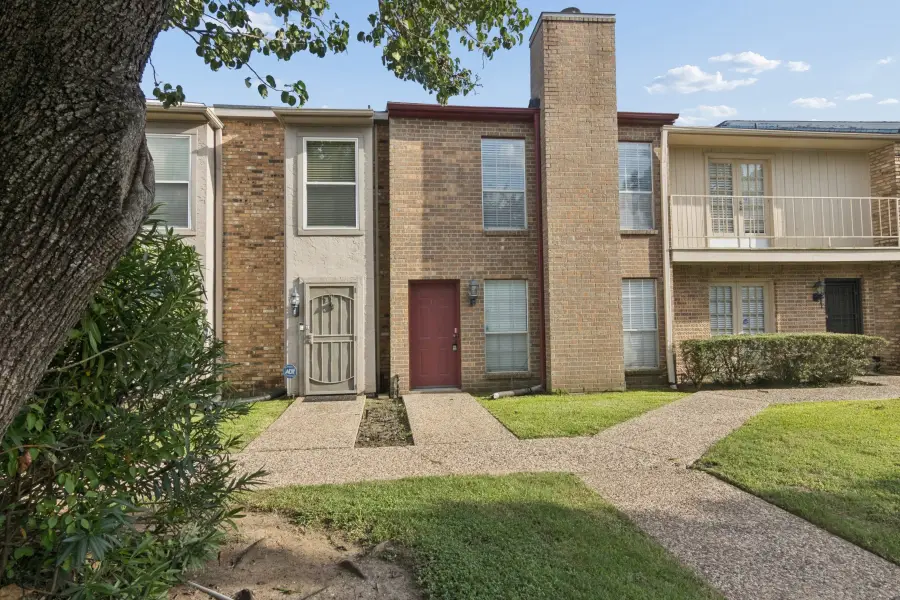 6111 Beverly Hill Street #10, Houston, TX 77057 - #2