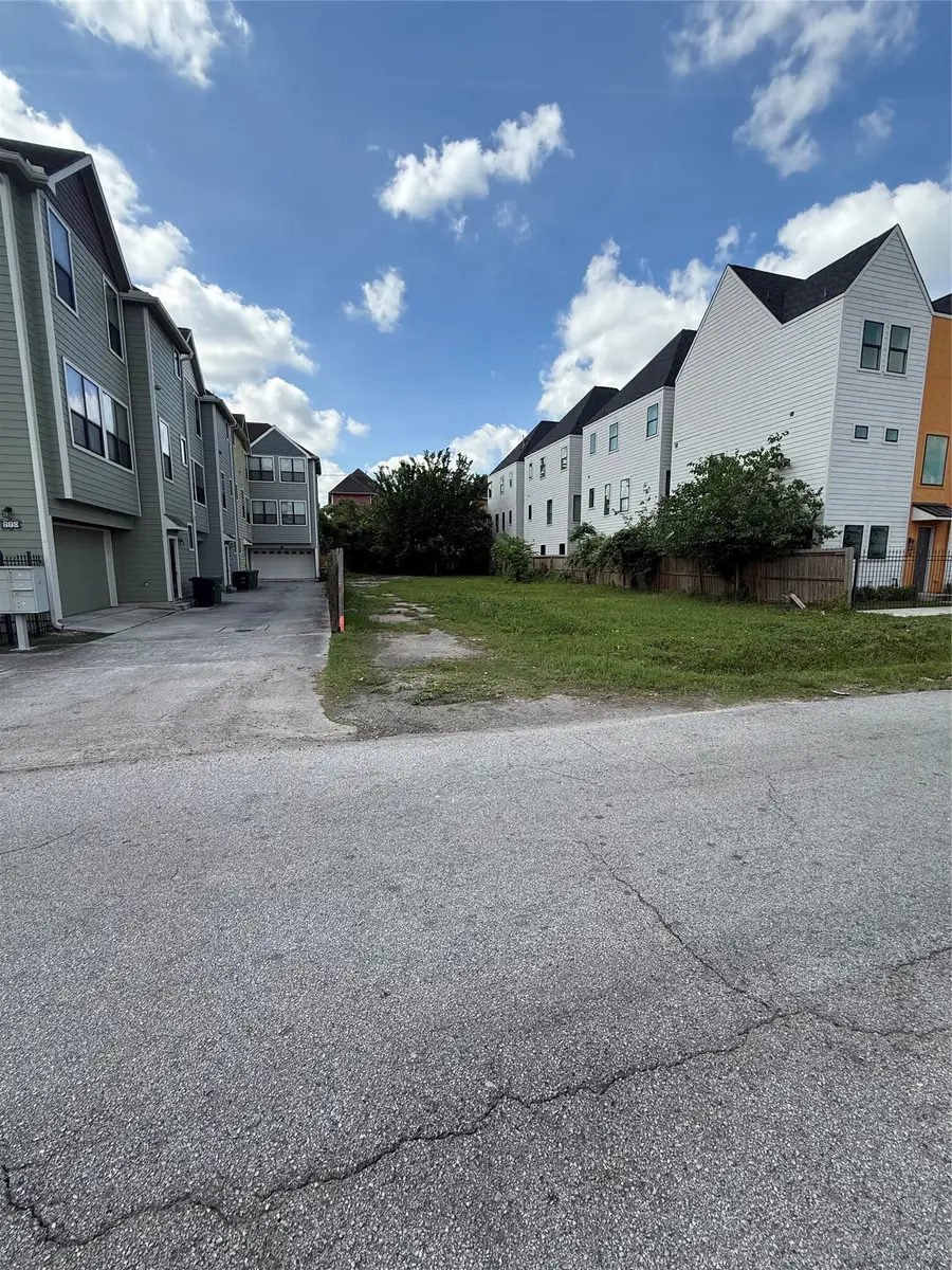 224 W 28th Street, Houston, TX 77008 - #3