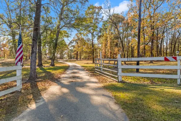 711 May Drive, Onalaska, TX 77360