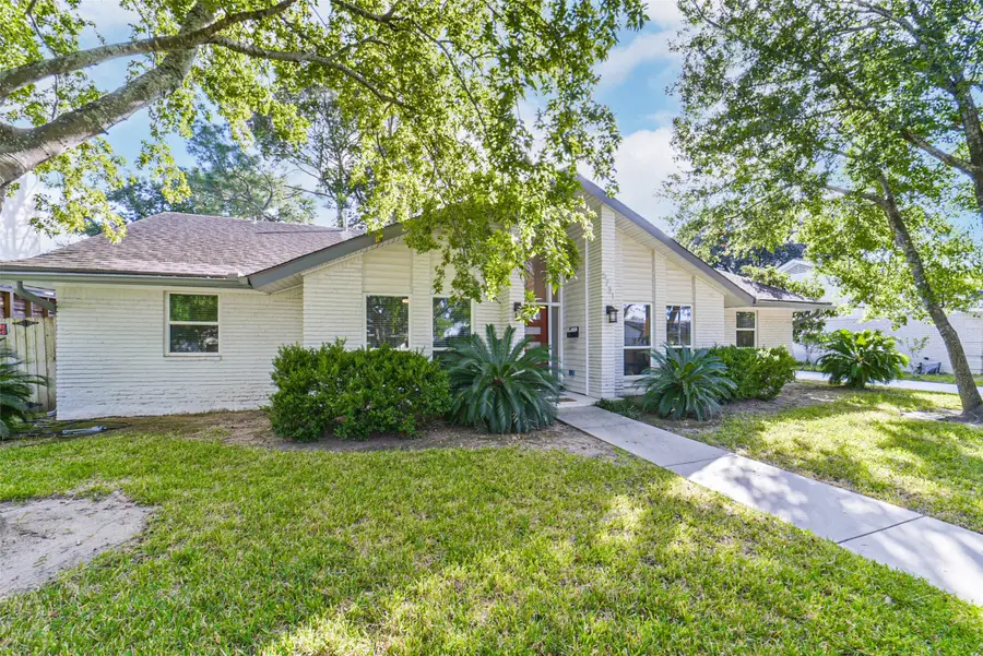 5731 Grape Street, Houston, TX 77096 - Image #2