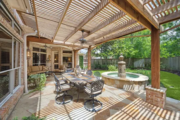 4519 Amble Oak Court, Houston, TX 77059