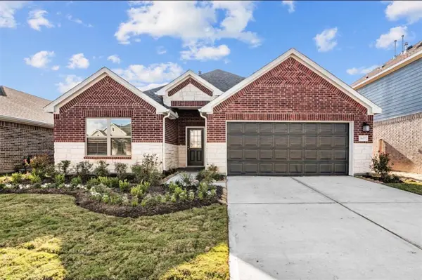 7627 Sirocco Lane, Baytown, TX 77523