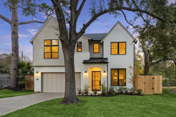 910 W 41st Street, Houston, TX 77018