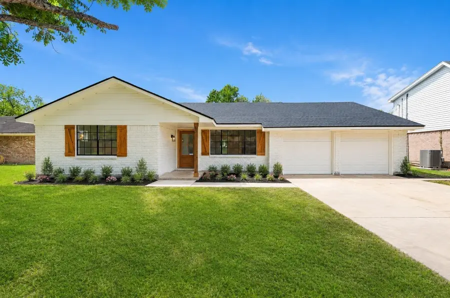 104 Oriole Lane, Angleton, TX 77515 - #2