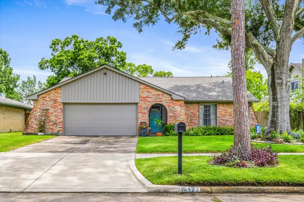16422 Dunmoor Drive, Houston, TX 77059