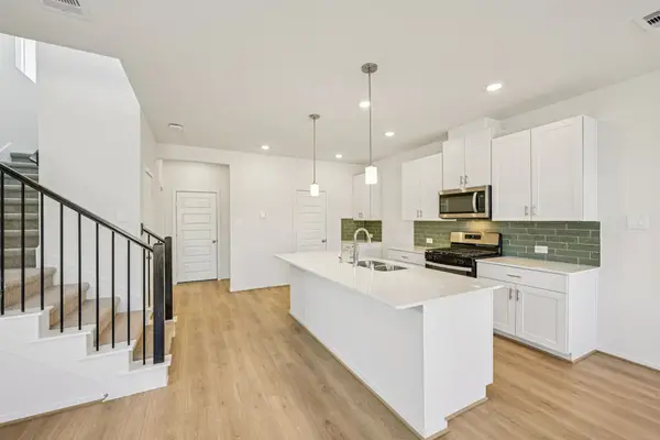 19935 Emerald Bend Way, Rosharon, TX 77346