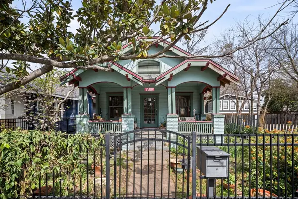 1004 Missouri Street, Houston, TX 77006