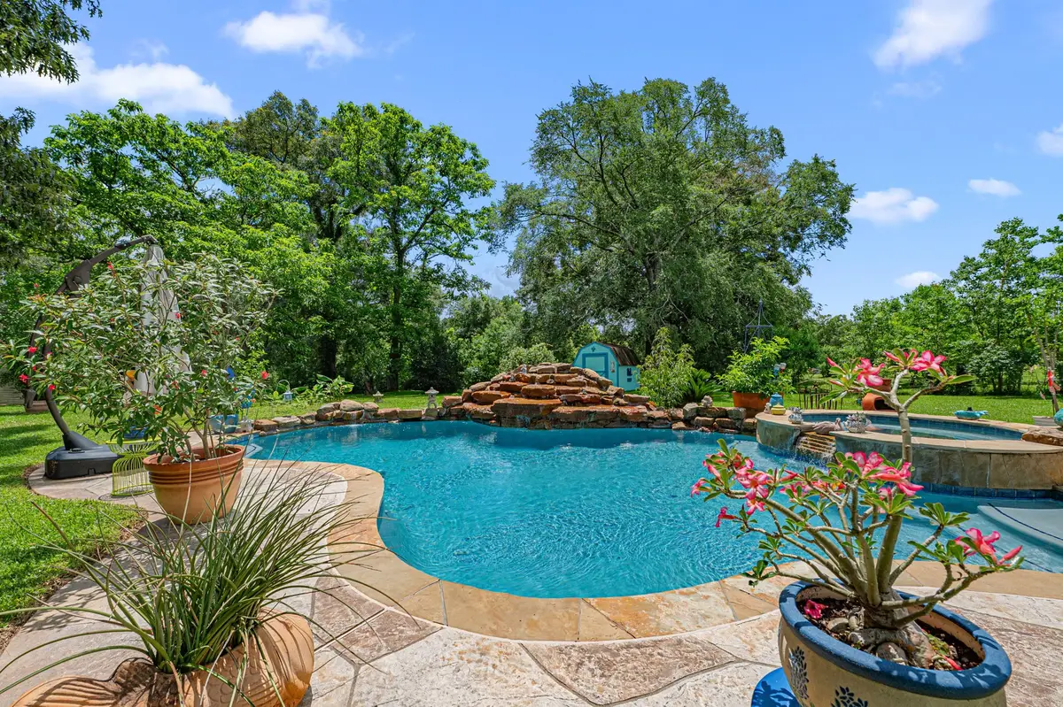 203 Chipmunk Trail, Shepherd, TX 77371 - #1