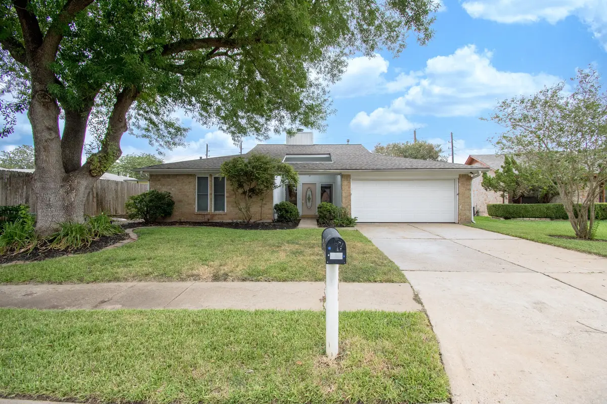 2507 Sage Brush Lane, Sugar Land, TX 77479 - #1