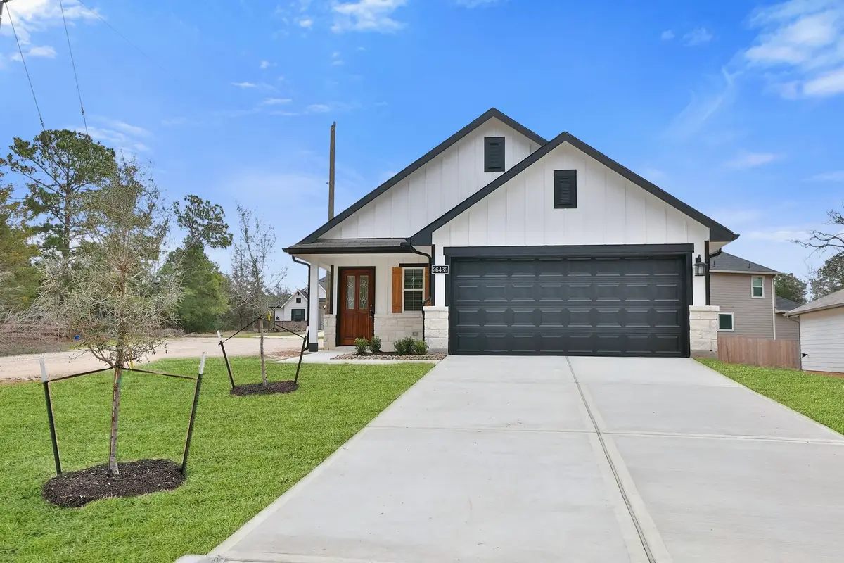 26439 Lakeshore Drive, Hempstead, TX 77445 - #1