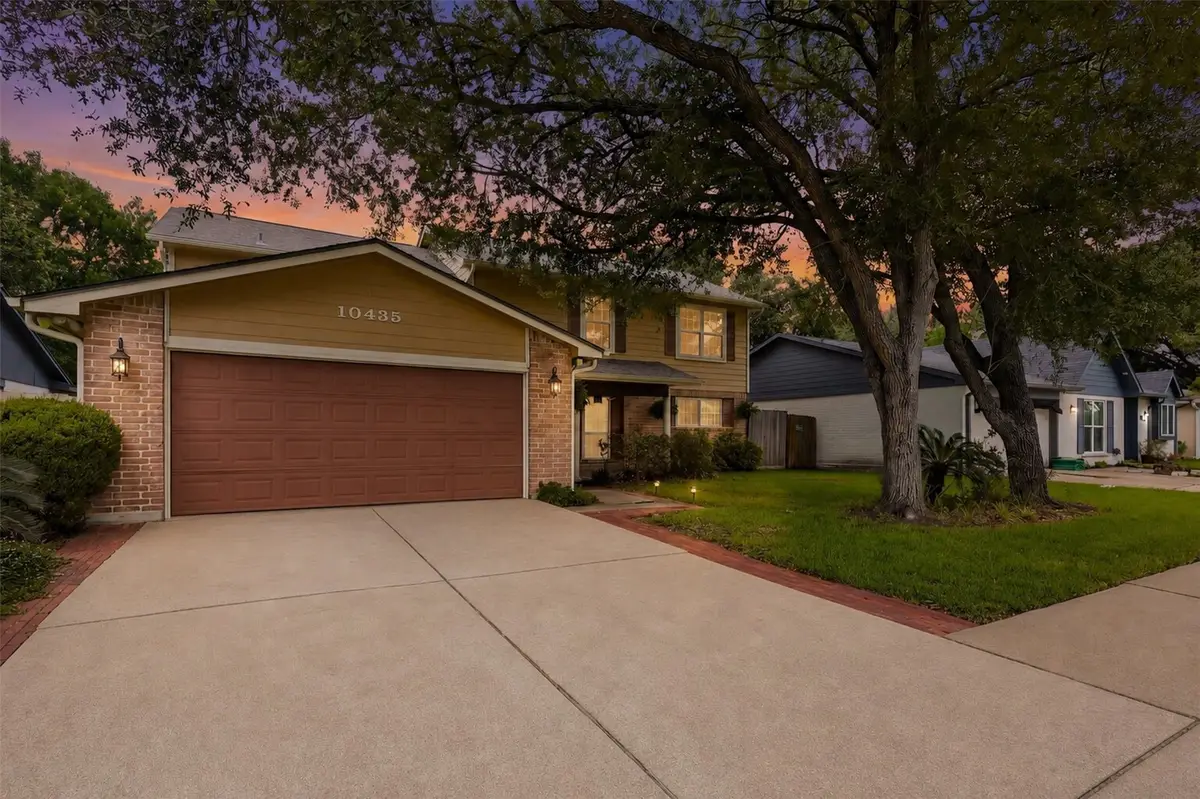 10435 Long River Drive, Sugar Land, TX 77498 - #1