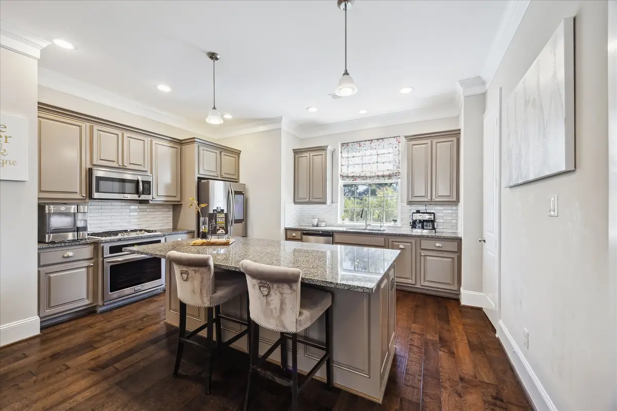 6735 Highclere Manor Lane, Houston, TX 77055 - Image #1