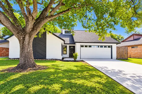 718 Land Grant Drive, Richmond, TX 77406