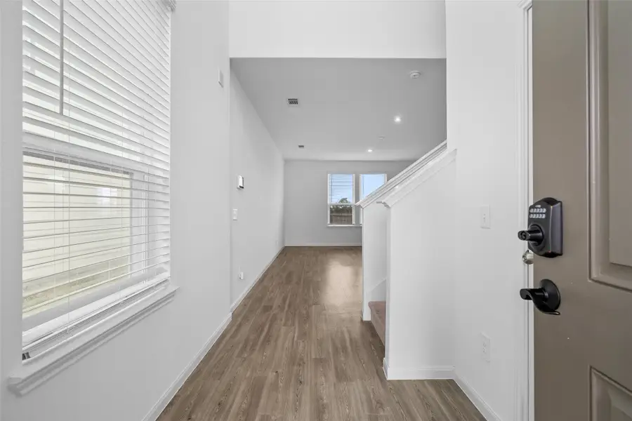 6819 Forbes Run Drive, Houston, TX 77075 - Image #3