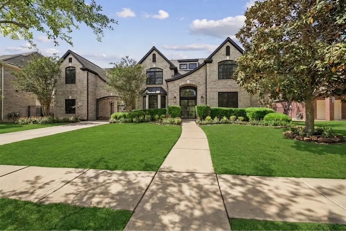 2811 Waters Lake Lane, Missouri City, TX 77459 - #1