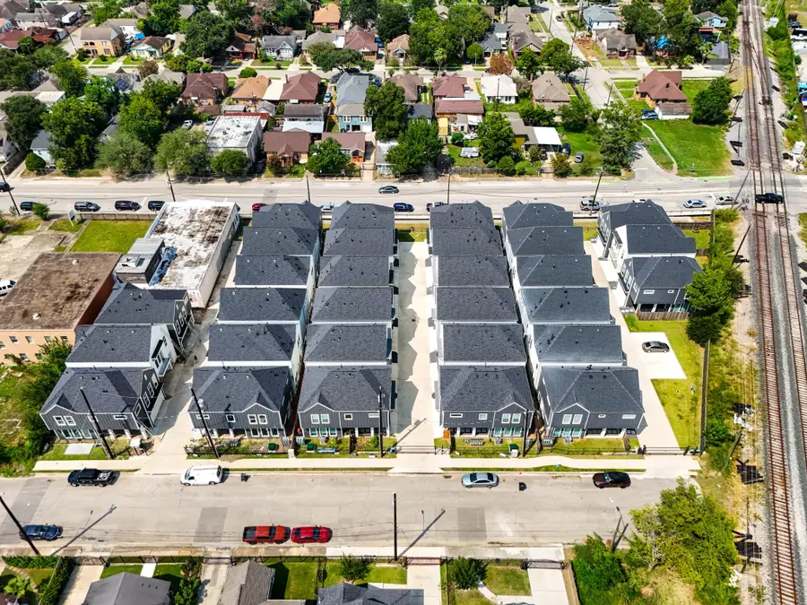 5233 Hillman Street #A, Houston, TX 77023 - Image #2