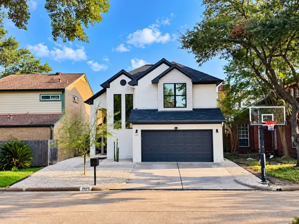 9822 Oak Point Drive, Houston, TX 77055