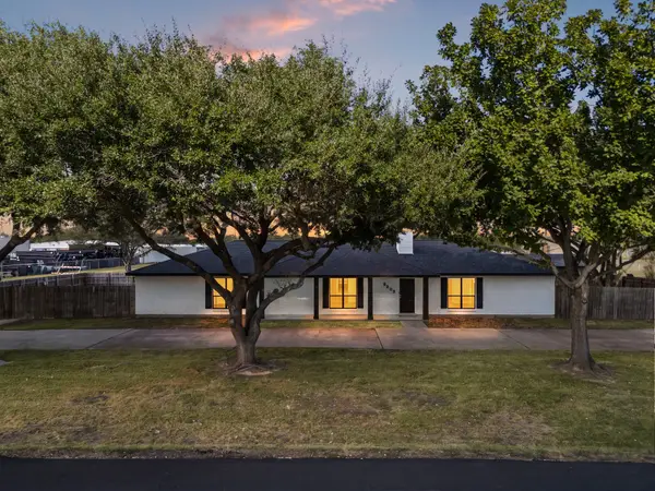 9203 Kostelnik Street, Needville, TX 77461