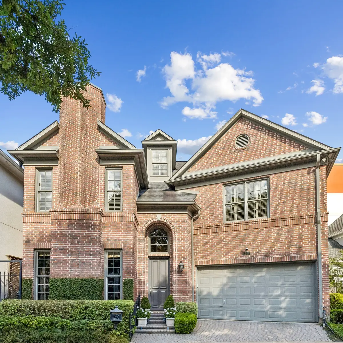 2627 Sutton Court, Houston, TX 77027 - #1