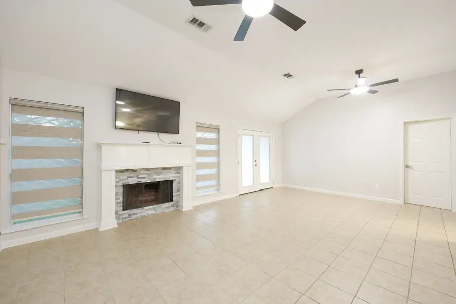 8134 Blue Jay Street, Baytown, TX 77523 - #3