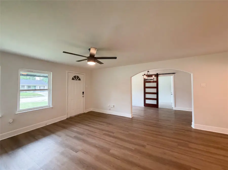 5935 Southseas Street, Houston, TX 77033 - #3