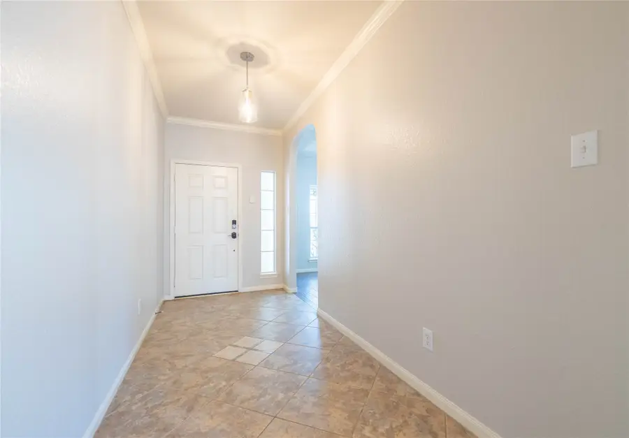 1039 N Teal Estates Circle, Fresno, TX 77545 - #2