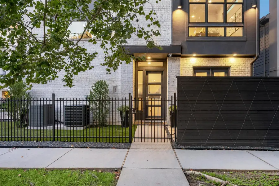 520 Knox Street, Houston, TX 77007 - #2