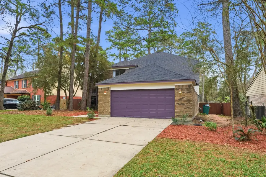 26 Eagle Rock Place, The Woodlands, TX 77381 - Image #2