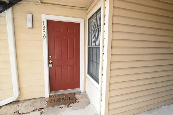 2750 Holly Hall Street #1309, Houston, TX 77054