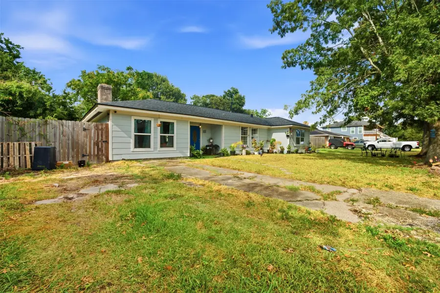 618 S Shady Lane, La Porte, TX 77571 - #2