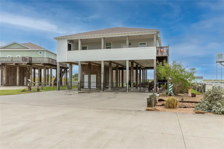 4304 Bolivar Circle, Port Bolivar, TX 77650 - #2