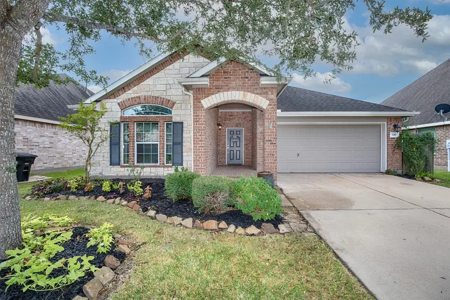 349 Lake Line Drive, Alvin, TX 77511 - Image #2