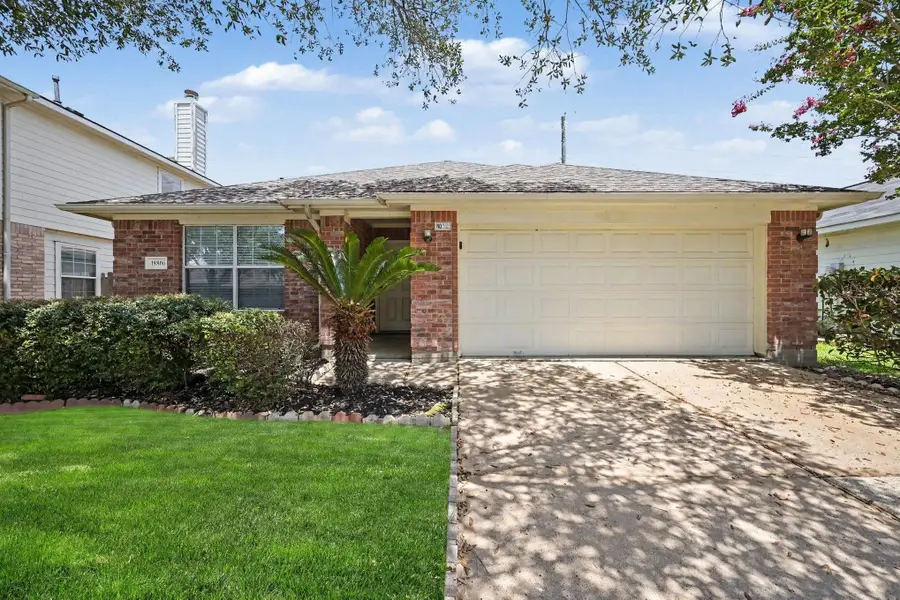18806 S Wimbledon Drive, Katy, TX 77449 - #2