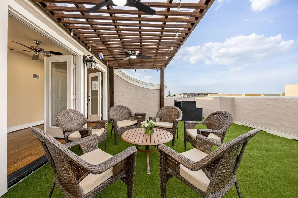 821 Lester Street, Houston, TX 77007 - #1